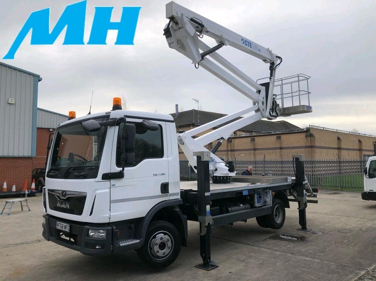 Xe cẩu nâng người