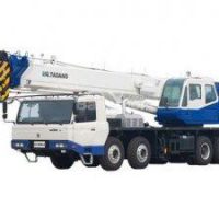 cẩu bánh lốp Tadano Faun 60 tấn