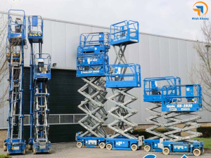 Xe nâng người cắt kéo